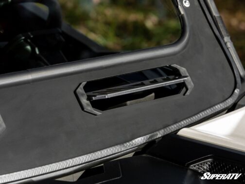 Can-Am Commander Glass Windshield - Image 10